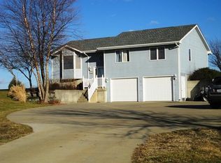 2498 Queens Ave, Oskaloosa, IA 52577