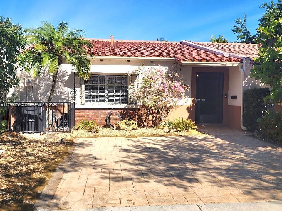 1st image of 7258 Jacaranda Ln #7258