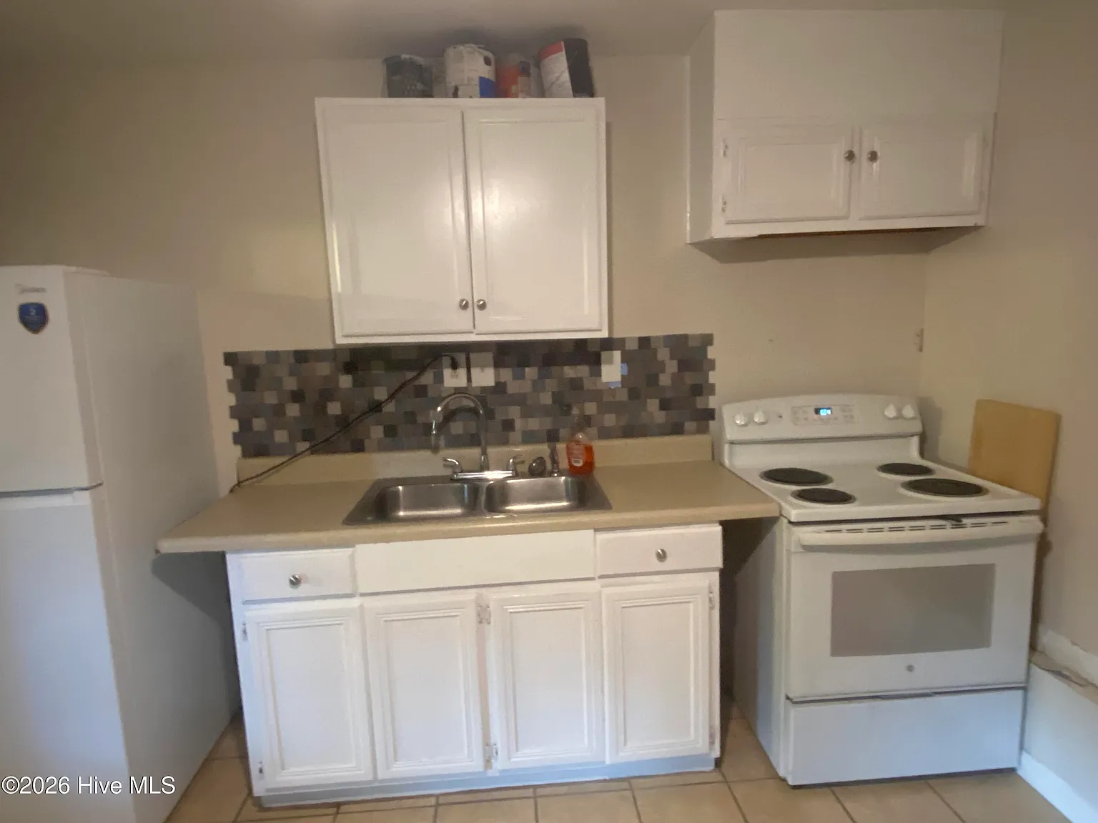 1 bed, 1.0 bath, $775 — Photo 4