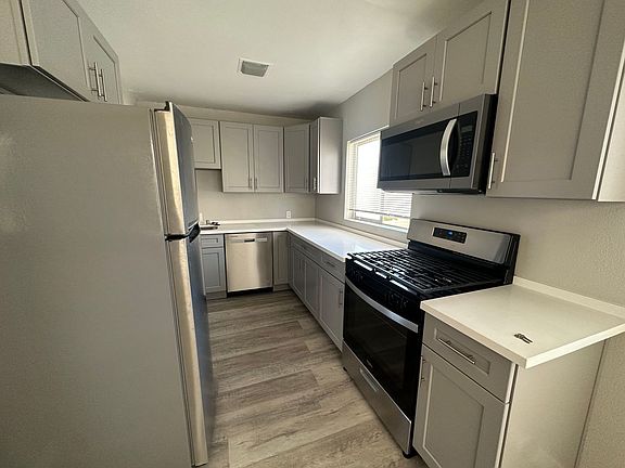 4th image of 1002 Ocean Ave #3