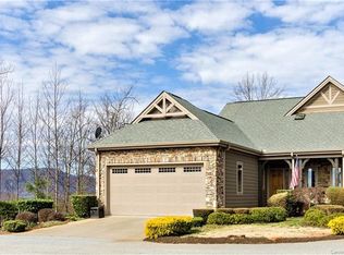 130 Red Hawk Knl, Lake Lure, NC 28746
