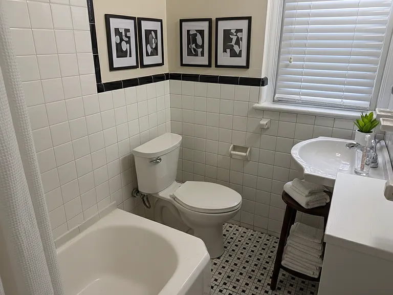 Jericho Manor Apartments — Photo 68
