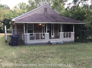 64 Saint John St, Byhalia, MS 38611