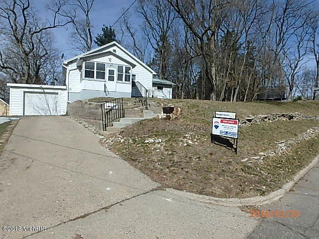 1st image of 47 Kimber Ave