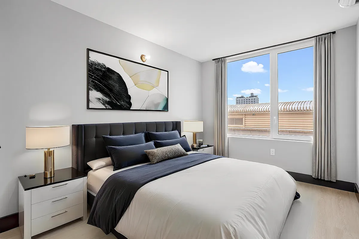 250 Winthrop Street — Photo 4