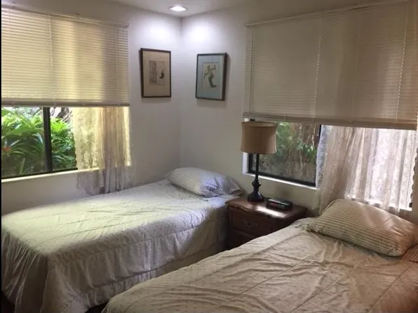3258 Huelani Dr, Honolulu, HI 96822