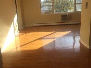 560-570 Princeton St., Des Plaines, IL 60016