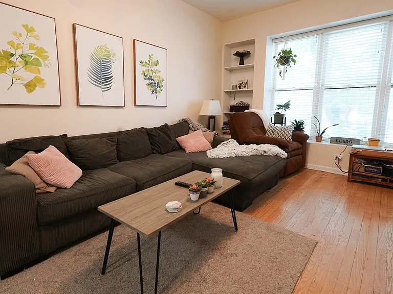 2845 N Southport Ave #1F — Photo 7