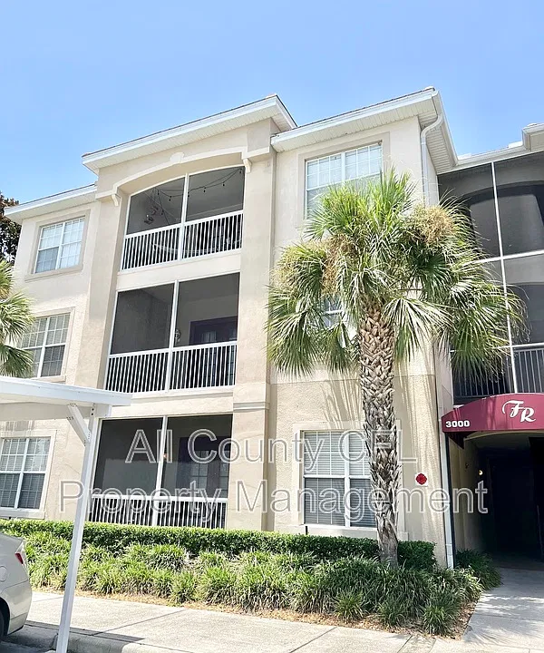 3000 Laurel Park Ln #101