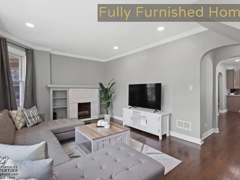 6028 Crain St — Photo 1
