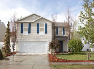 2263 E Lennox Ln, Saratoga Springs, UT 84043