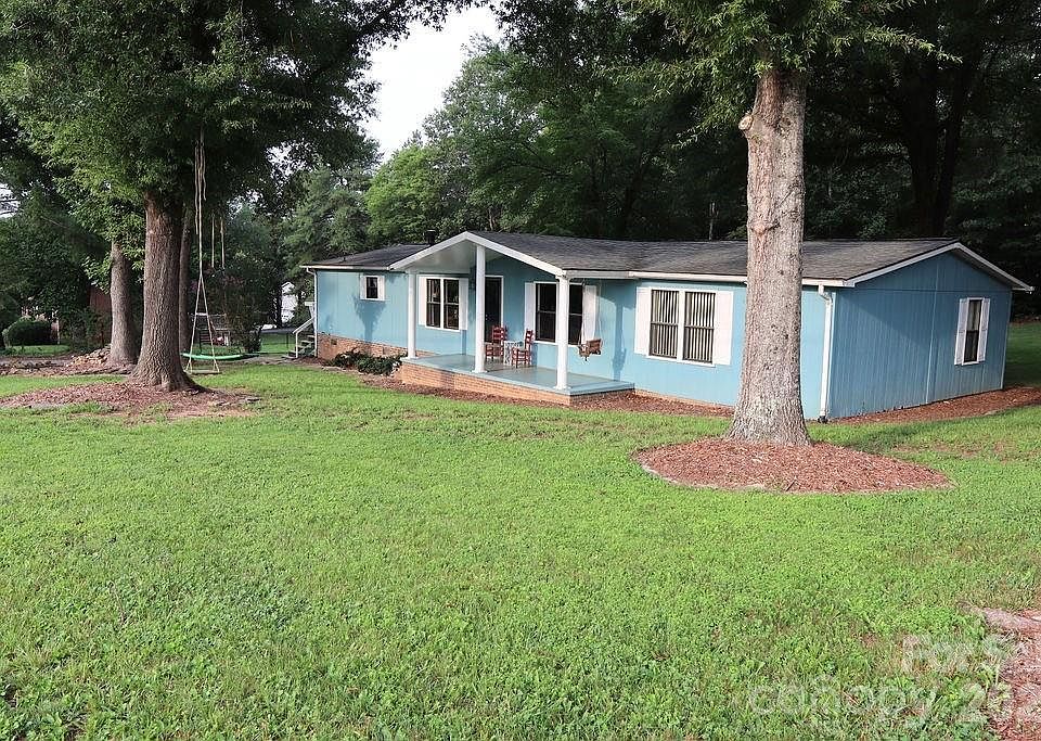 1st image of 2095 Goodman Lake Rd