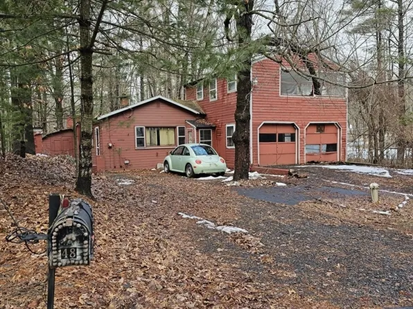 48 Island Rd, Lunenburg, MA 01462