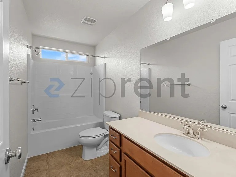 1000 Morning Glory Way — Photo 19