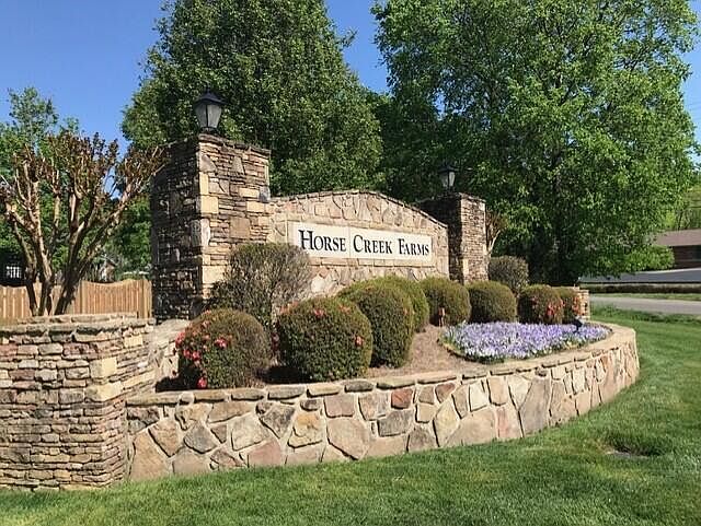 1st image of 1115 Saddlebrook Dr