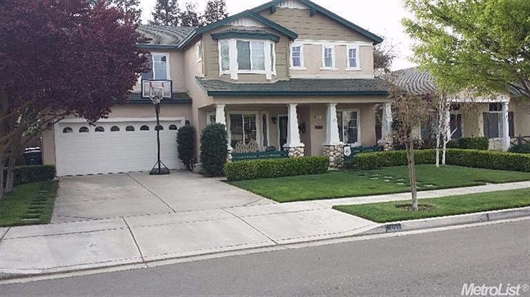 GREAT CURB APPEAL! The owner has taken great pride in maintaining the beautiful appearance of this h