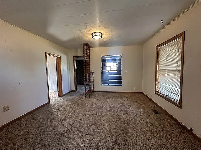 2 bed, 1100 sqft, $950 — Photo 3