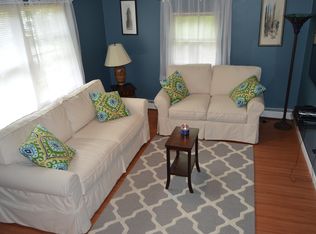650 Provost Ave, Bellport, NY 11713