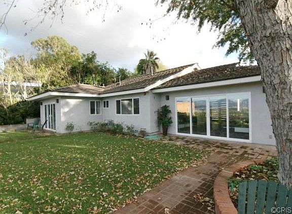 2nd image of 3600 Berry Dr