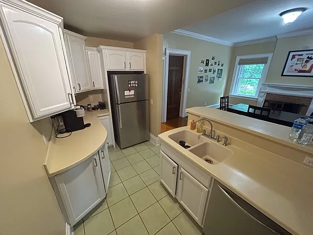 1340 East Ave #1 — Photo 11