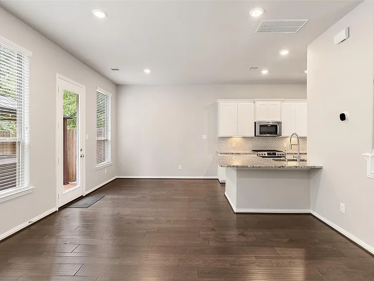134 Moon Dance Ct — Photo 5