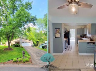 9338 Aylesbury Ln, Mint Hill, NC 28227