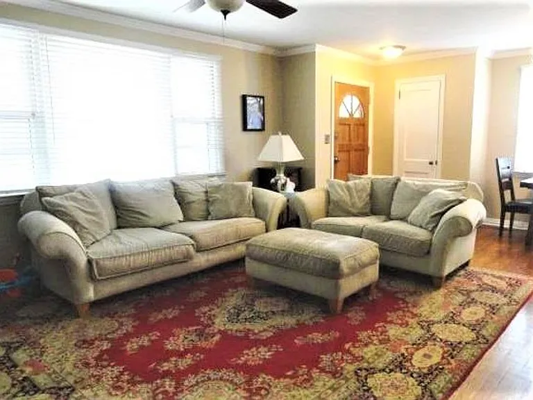 1020 Elm Ave — Photo 3