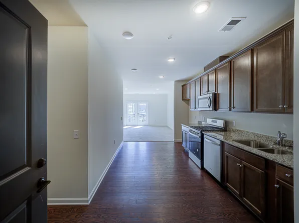 1 Culvert Dr Unit 305, Princeton Junction, NJ 08550