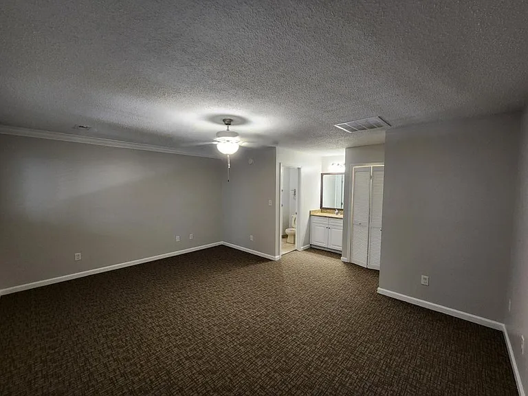 216 Double Eagle Dr #D-2 — Photo 31