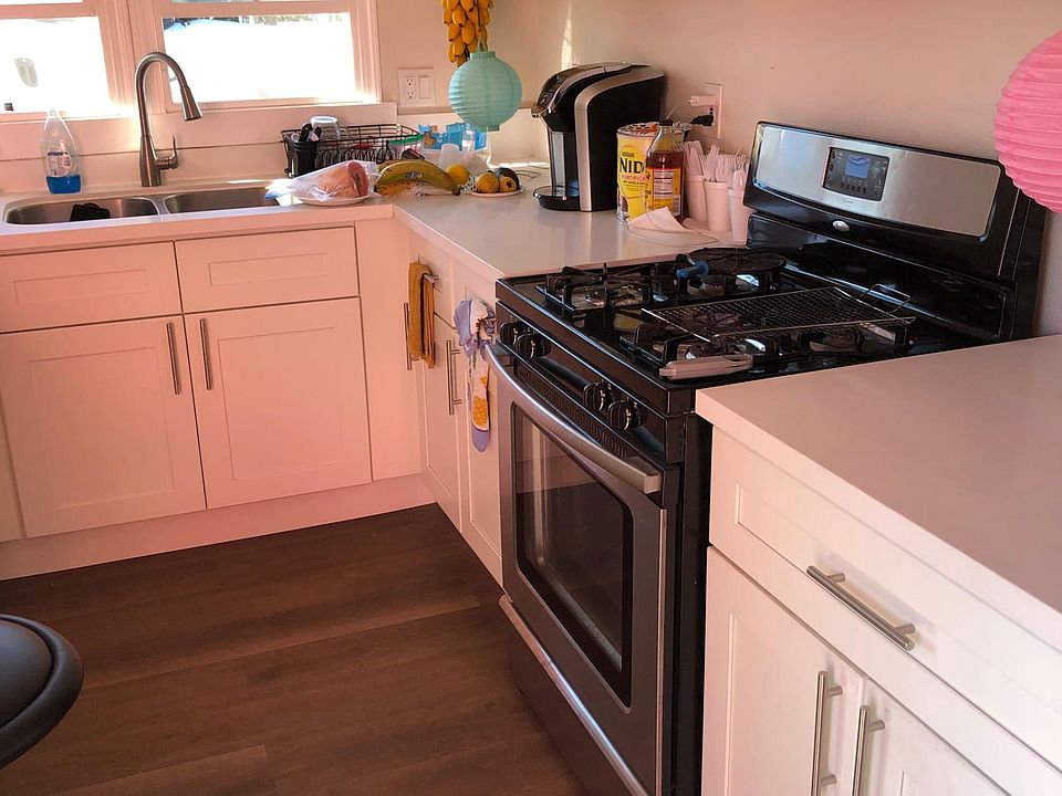 1st image of 1430 E Robidoux St #1430