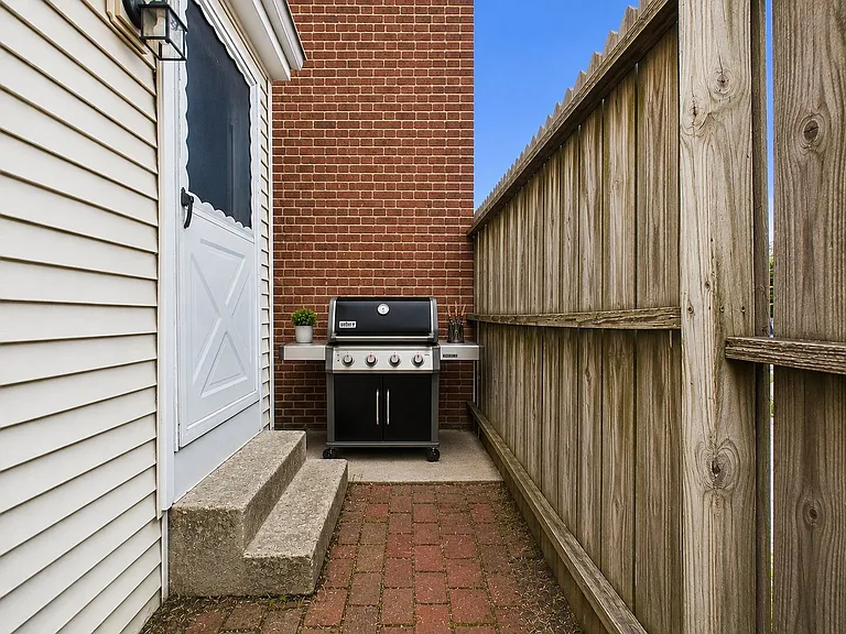 11 S 45th St — Photo 13