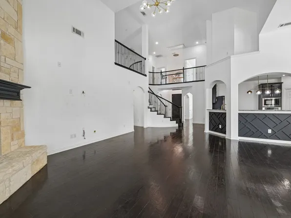 720 Yarrow St, Little Elm, TX 75068