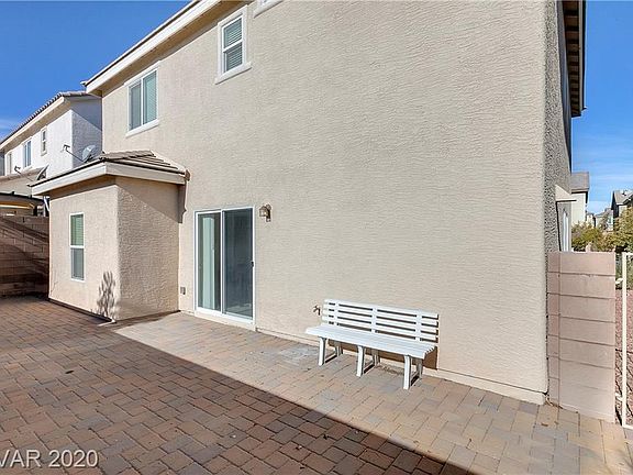 4th image of 10553 Bandera Mountain Ln