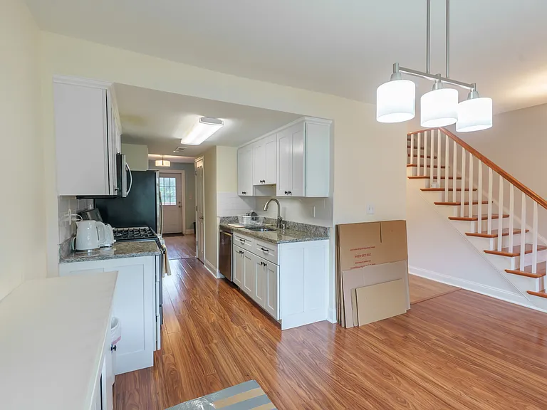 5776 Yellowrose Ct — Photo 3