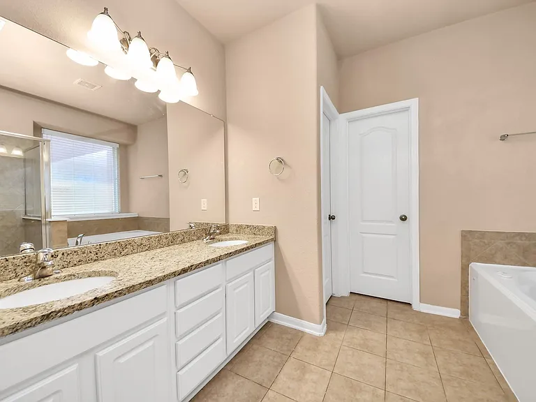 9619 W Amber Bluff Ln — Photo 12