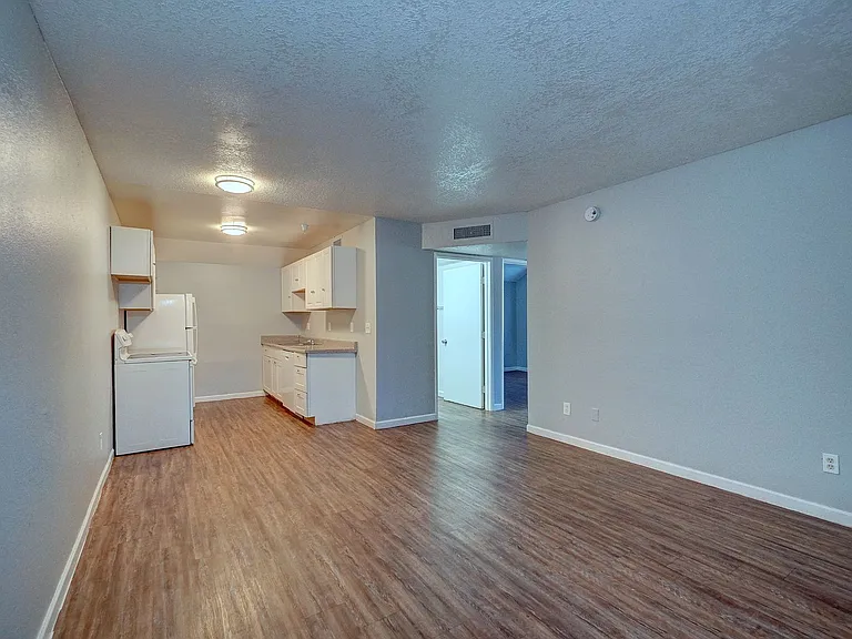 Monte Vista Commons — Photo 12