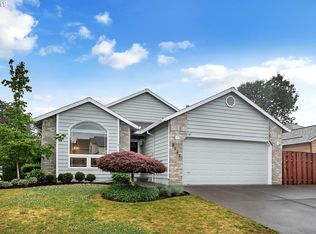 2583 SW Howell Ave, Troutdale, OR 97060