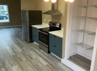 2850 Pine St, Napa, CA 94558