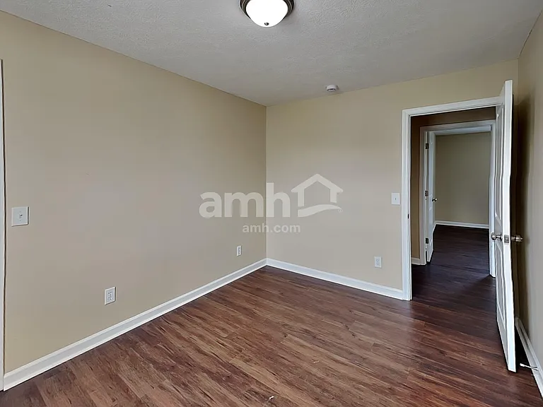 575 Virginia St — Photo 19