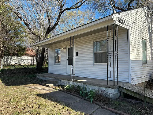3309 E Orme St Photo 1