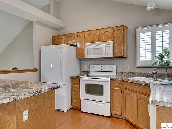 2nd image of 12650 Camden Ave