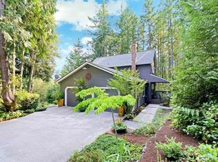 6961 Beauchamp Ln NW, Seabeck, WA 98380