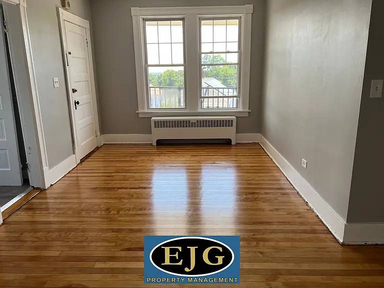 325 Amory St #3 — Photo 14