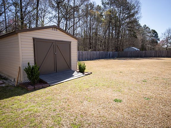 10 x 20 shed with metal roof