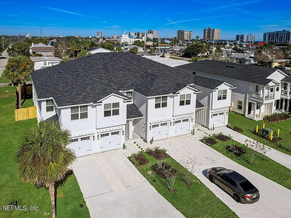 1st image of 449 4TH Avenue N