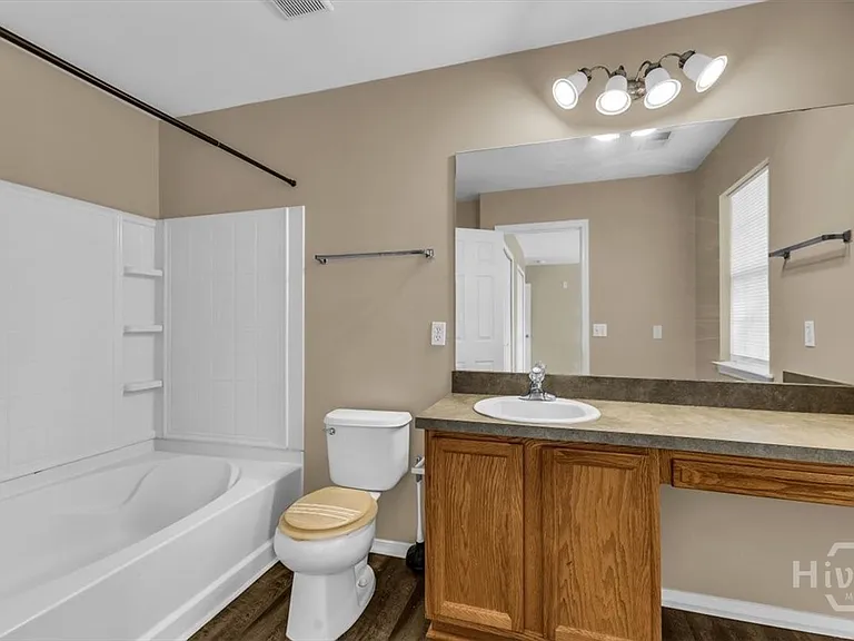129 Fairgreen St — Photo 8