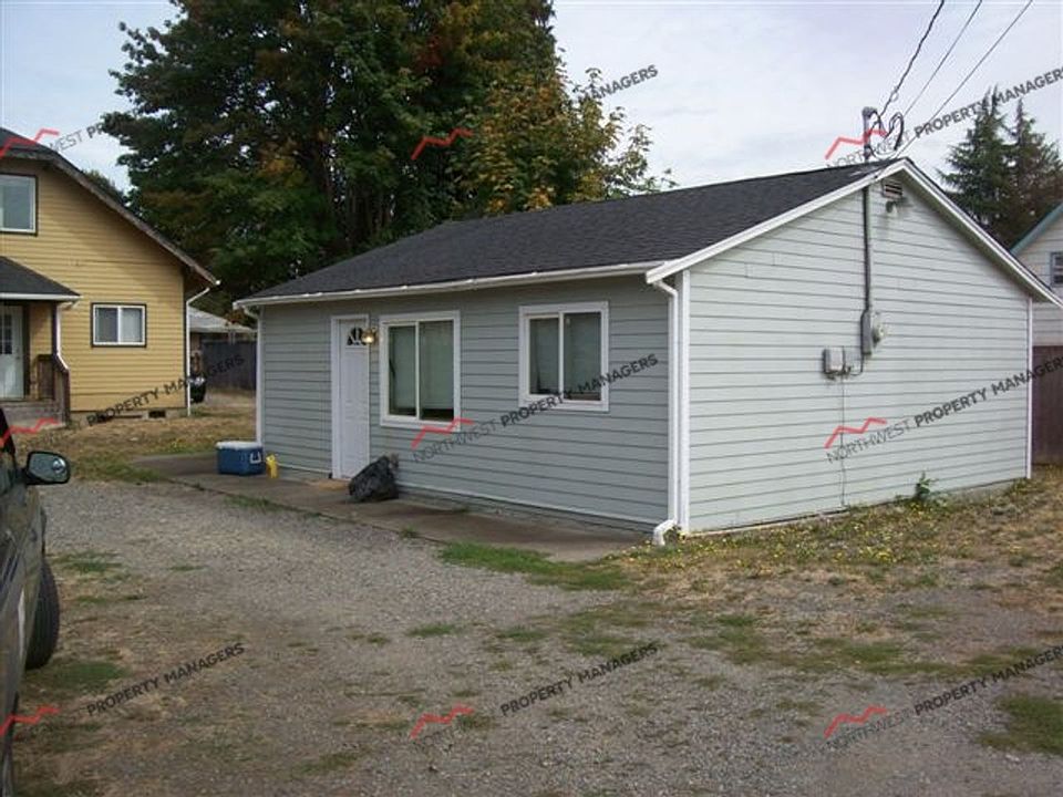 2nd image of 504 W Cherry St