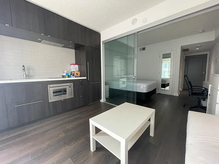 155 Yorkville Ave #2411 — Photo 9