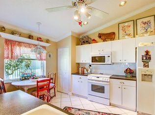 5671 Swaying Palm Ln, Boynton Beach, FL 33437