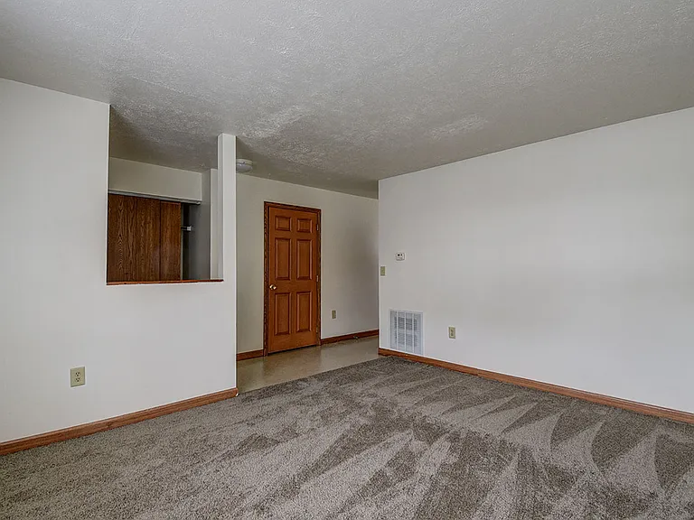 Floor plan 2 living room